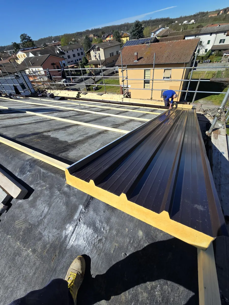Costruzione tetto in legno